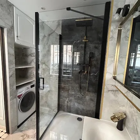 Loft 5 Places With View On Eiffel Tower * Parijs