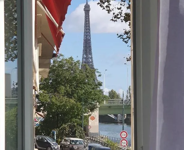 アパート ロフト 5 プレイシズ ウィズ ビュー オン エッフェル タワー